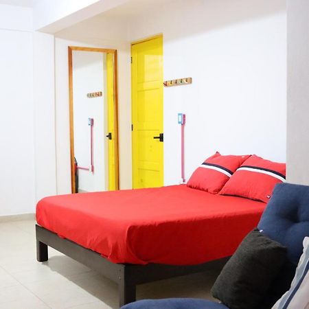 Hotel Casa Mandarine , Amazing Private Rooms W Balcony, Rooftop, Hammocks, Ac, Smartv, 100Mbs! Сиуатанехо Экстерьер фото